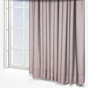 Silk Curtains in Dubai