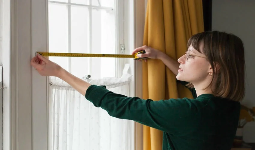 How to Measure Windows for Sheer Curtains